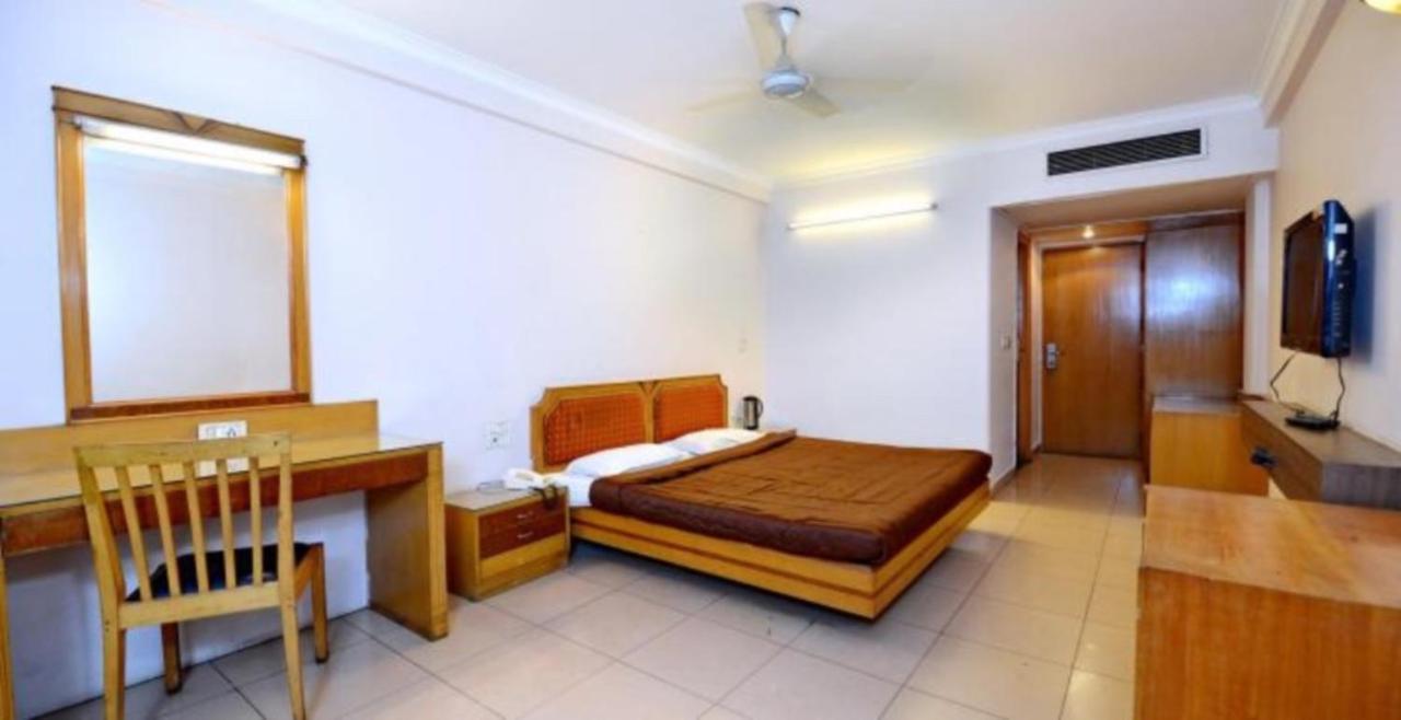 Hotel Shelter Gválijar Exteriér fotografie